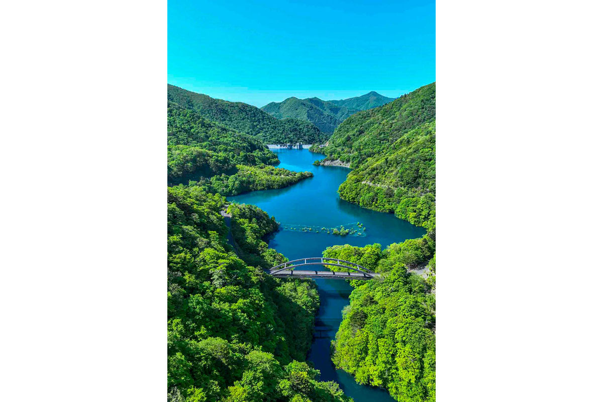 四万ブルー四万湖