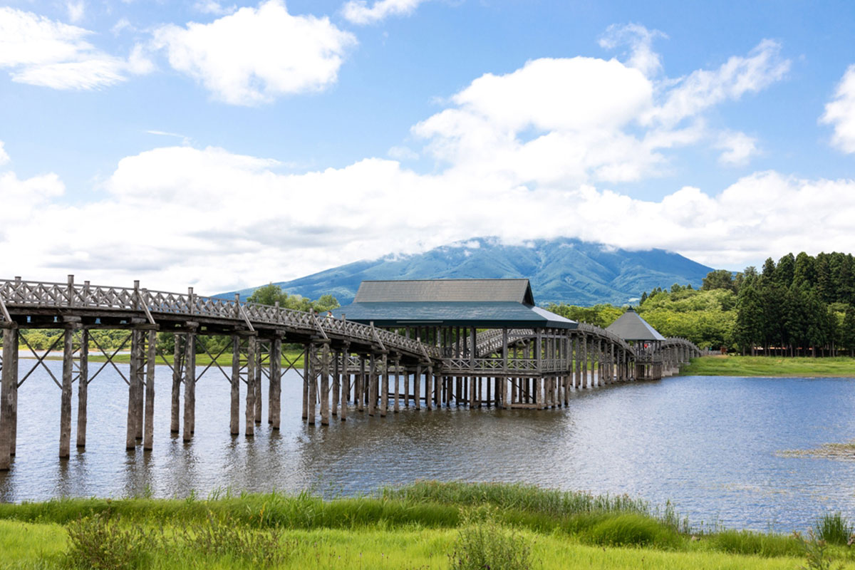 鶴の舞橋