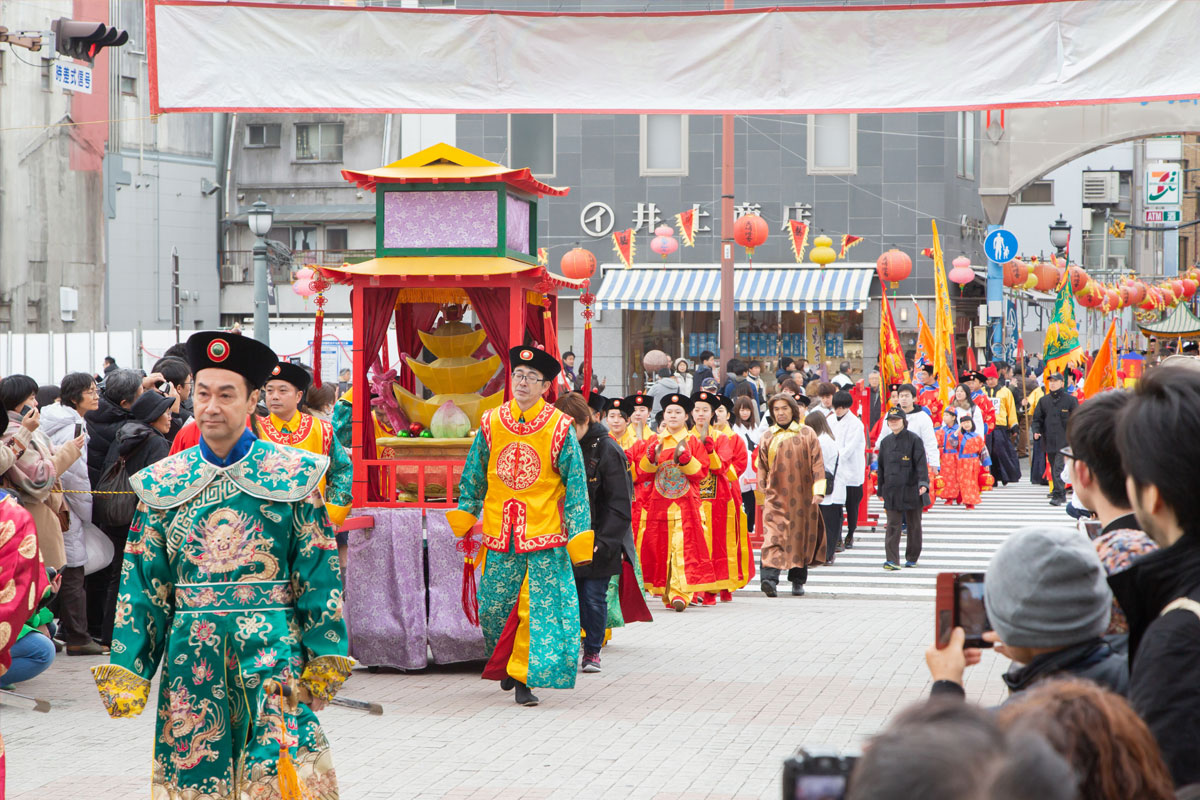 長崎ランタンフェスティバル　皇帝パレード 写真提供：（一社）長崎県観光連盟