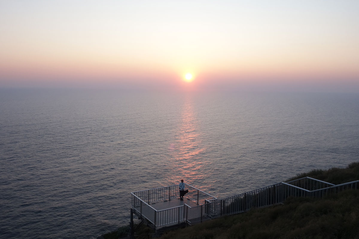 天売島　赤岩展望台からの夕陽