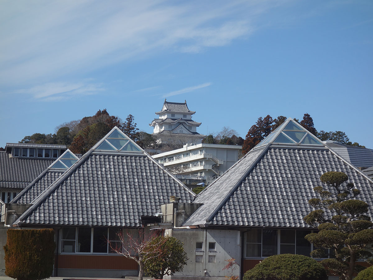 大多喜小学校と大多喜城