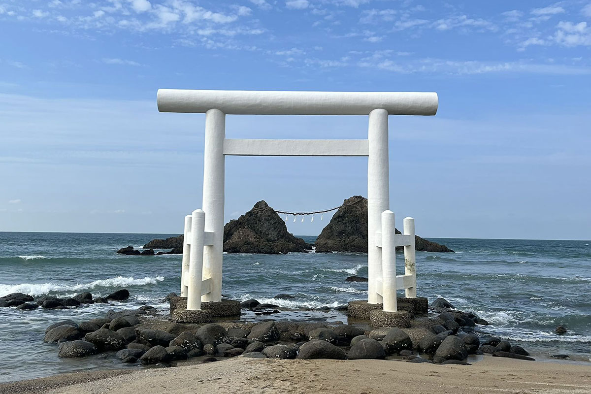 糸島　二見ヶ浦　夫婦岩