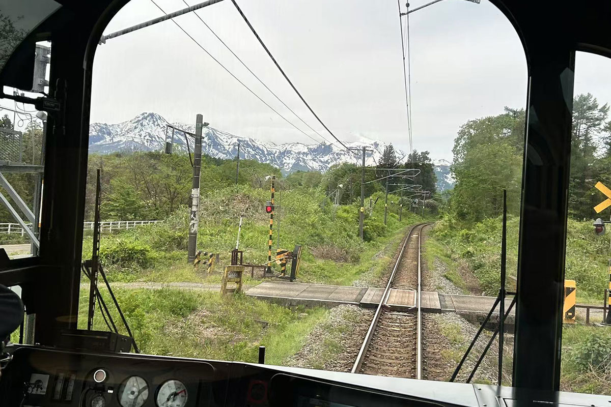 雪月花車内から