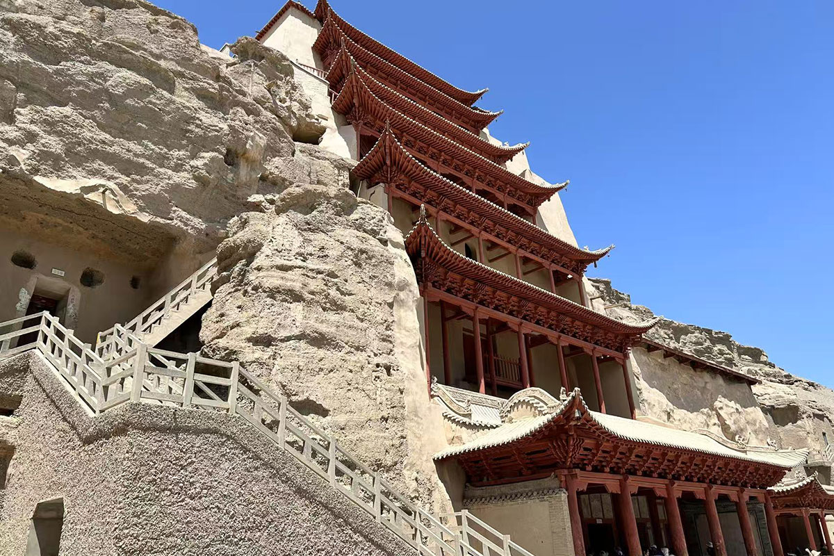 莫高窟　九層楼