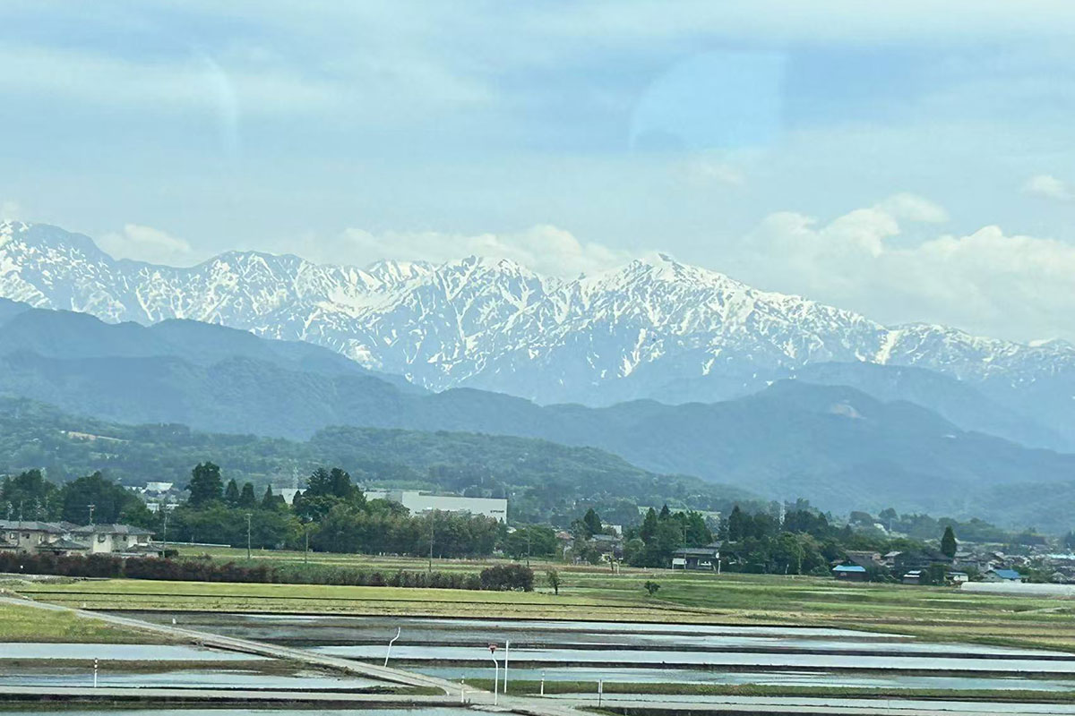 車内からの立山連峰
