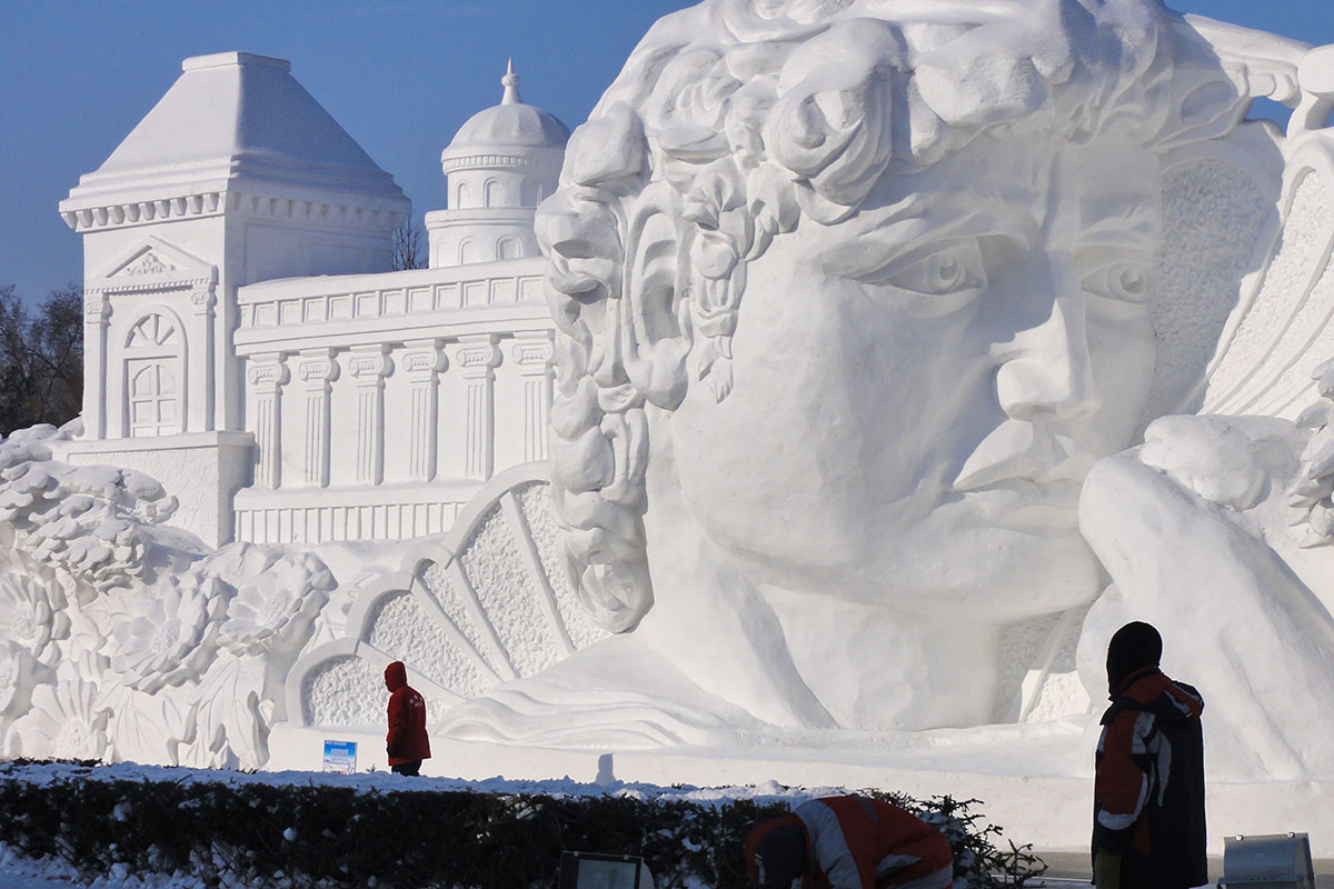 太陽島の雪像