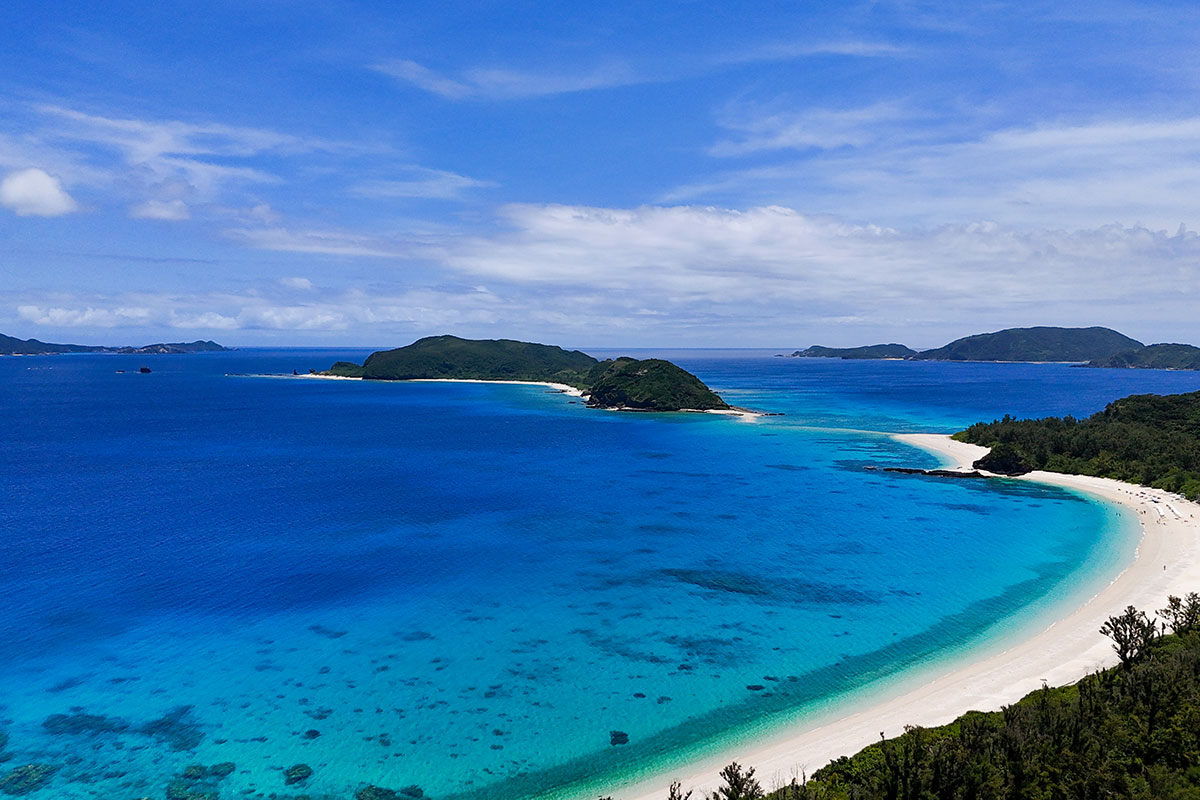 古座間味ビーチ　写真提供：座間味村観光協会