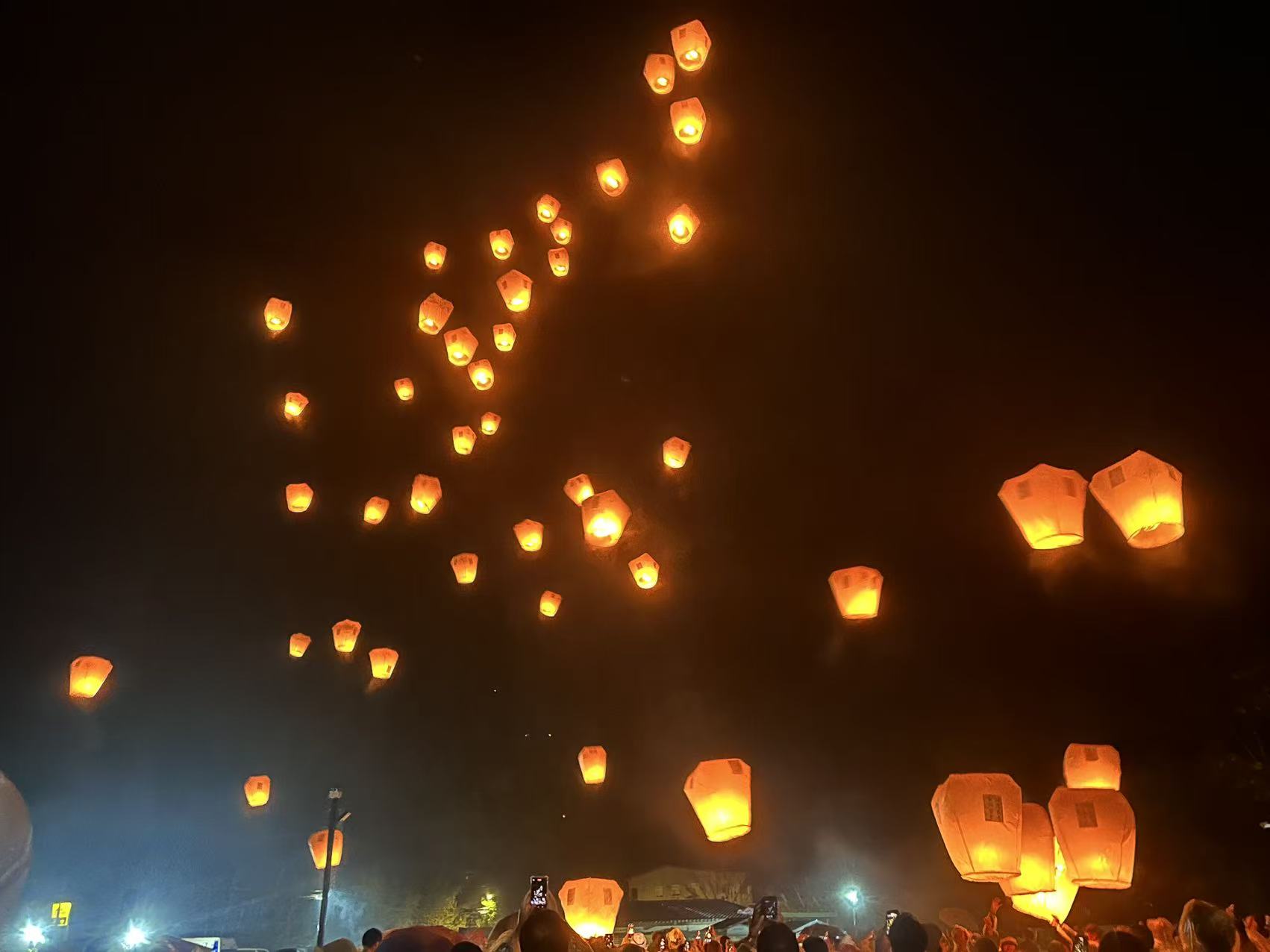 スカイランタン２