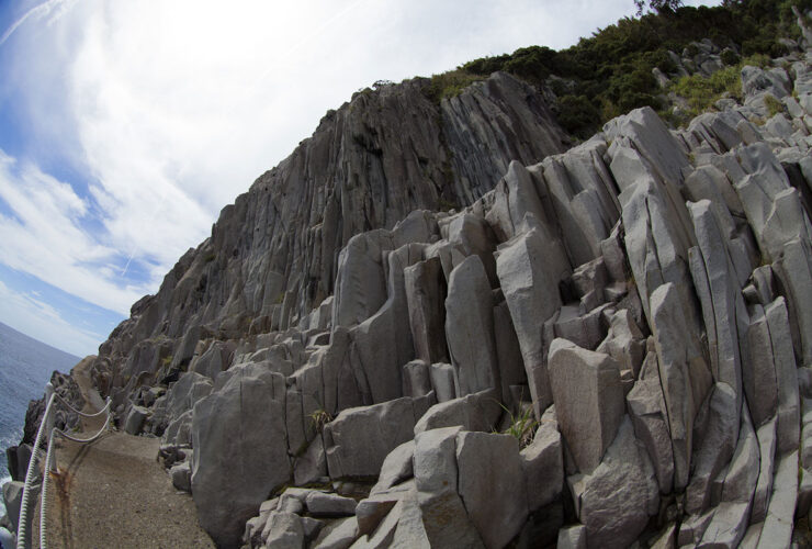 黒島　塩手鼻　写真提供：三島村役場