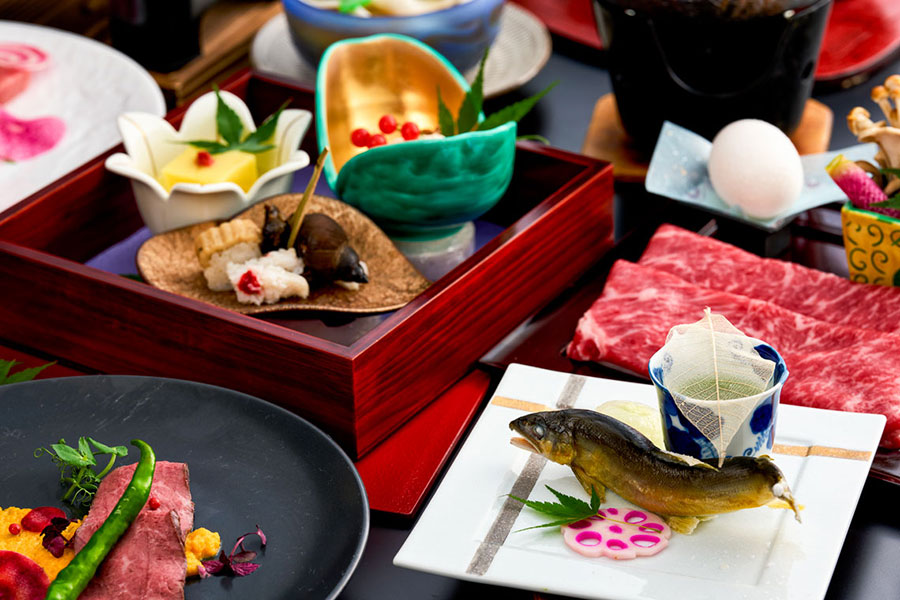 四万やまぐち館 夕食のイメージ