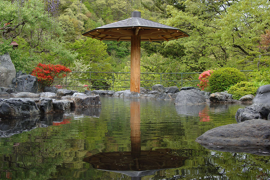 猿ヶ京ホテル 露天風呂瑠璃の湯