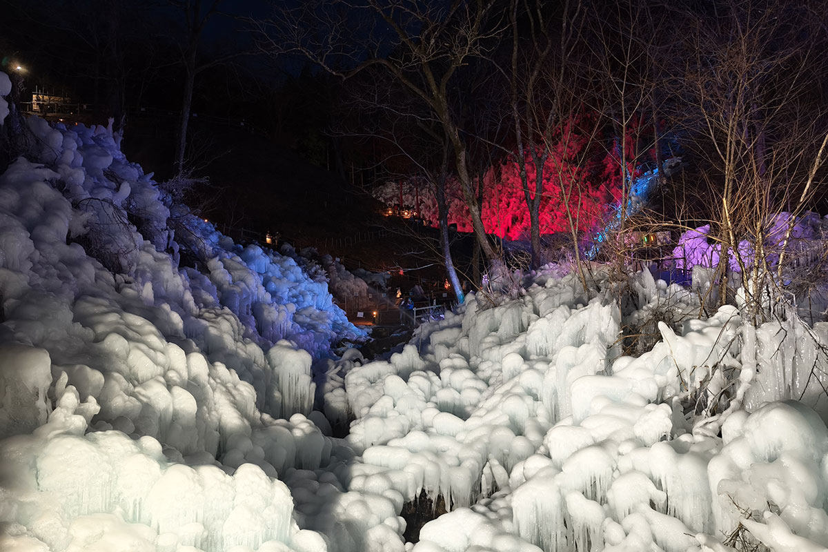 あしがくぼの氷柱