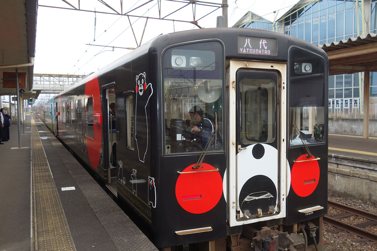 肥薩おれんじ鉄道くまモンラッピング車両②
