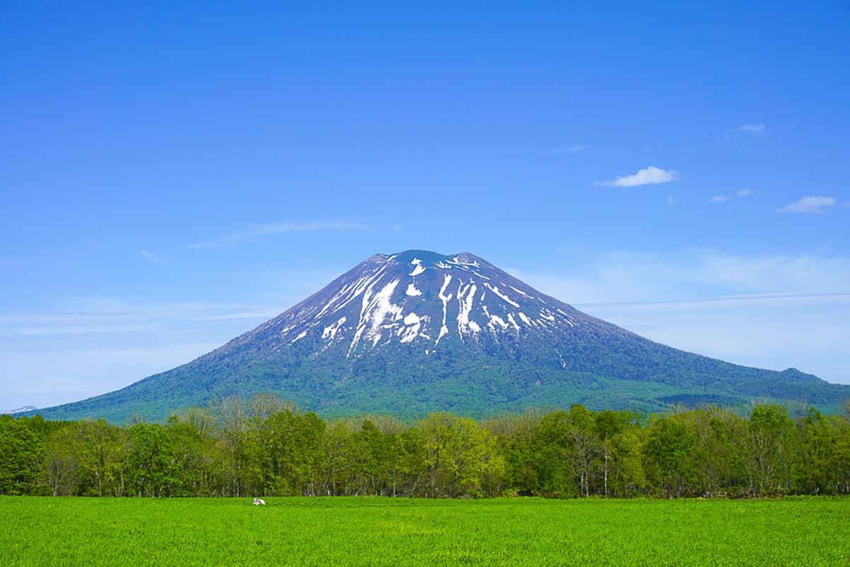 羊蹄山（蝦夷富士）