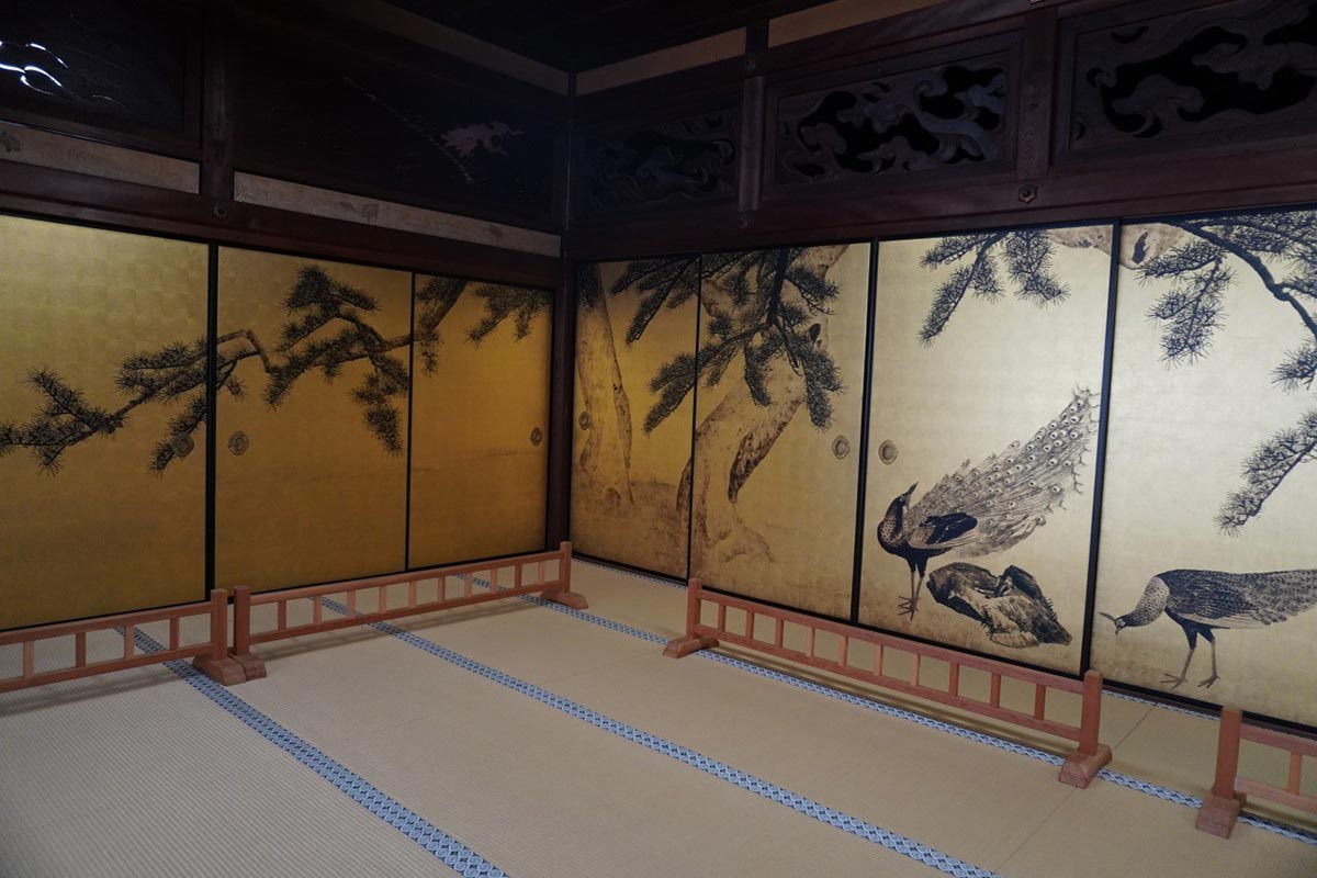 大乗寺応拳とその一門の165面の襖絵
