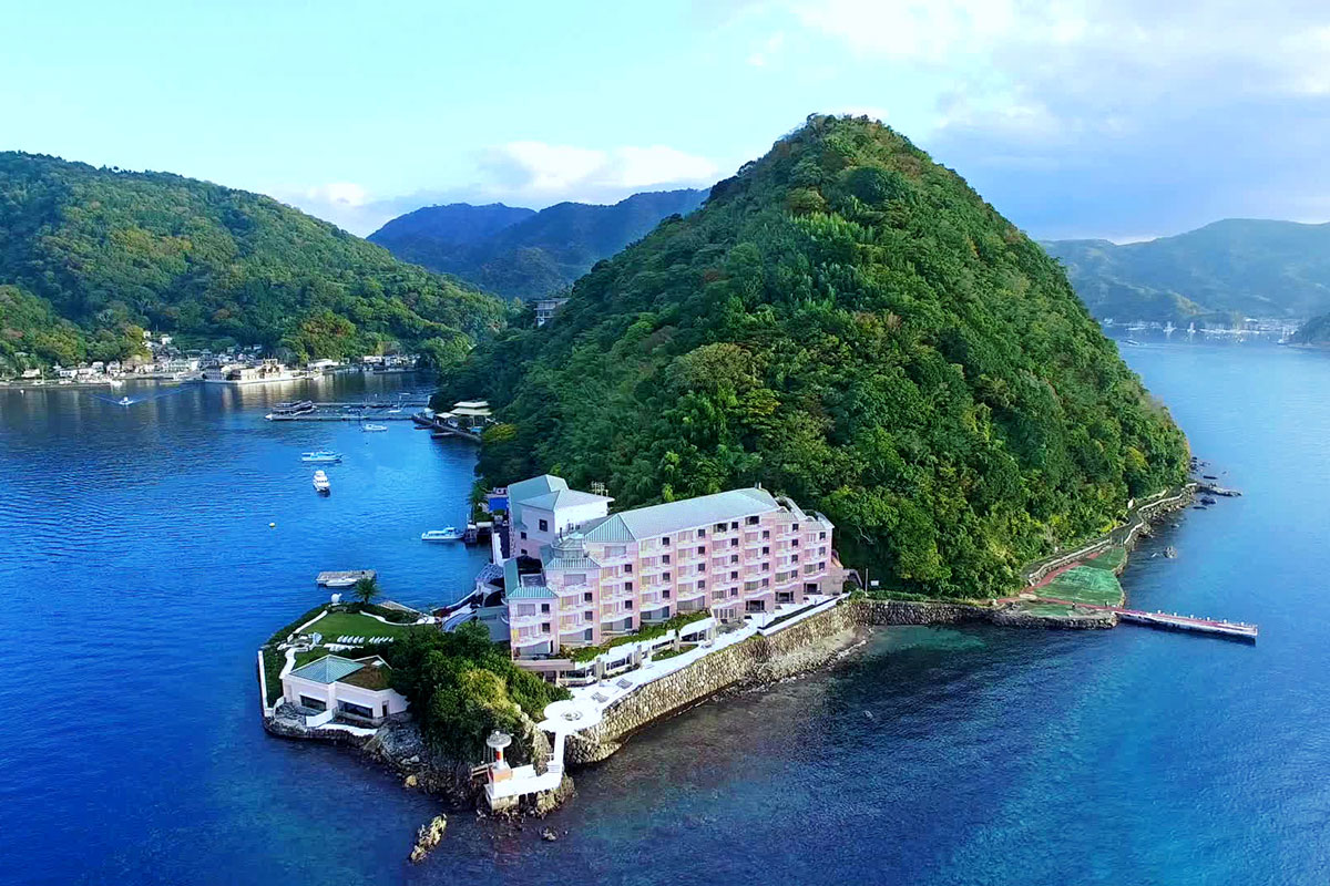 淡島ホテル全景