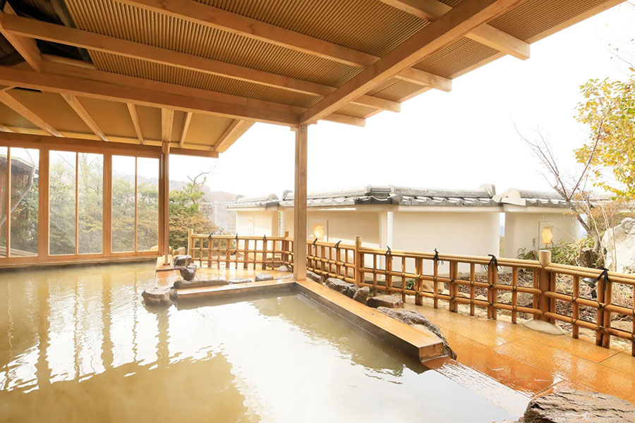 森秋旅館 温泉露天風呂